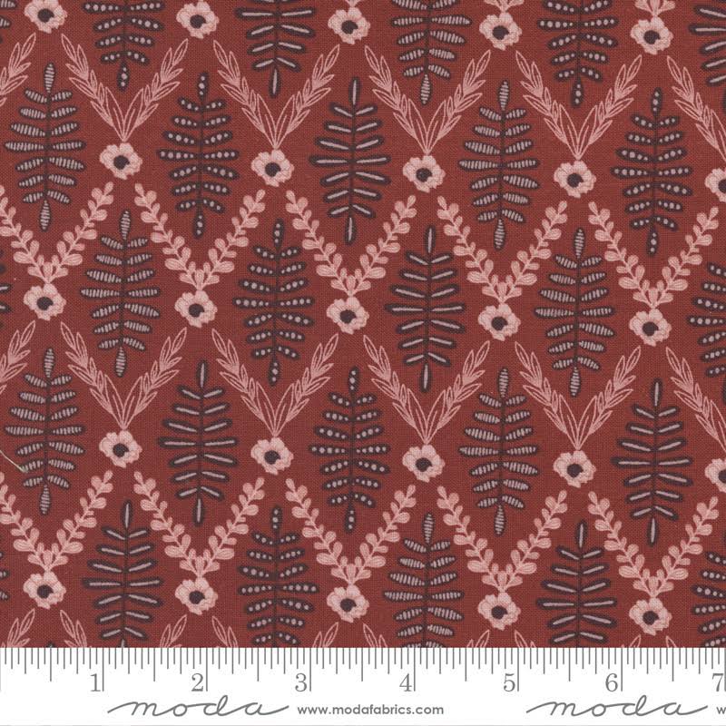 Slow Stroll - Grove Walk - Cinnamon